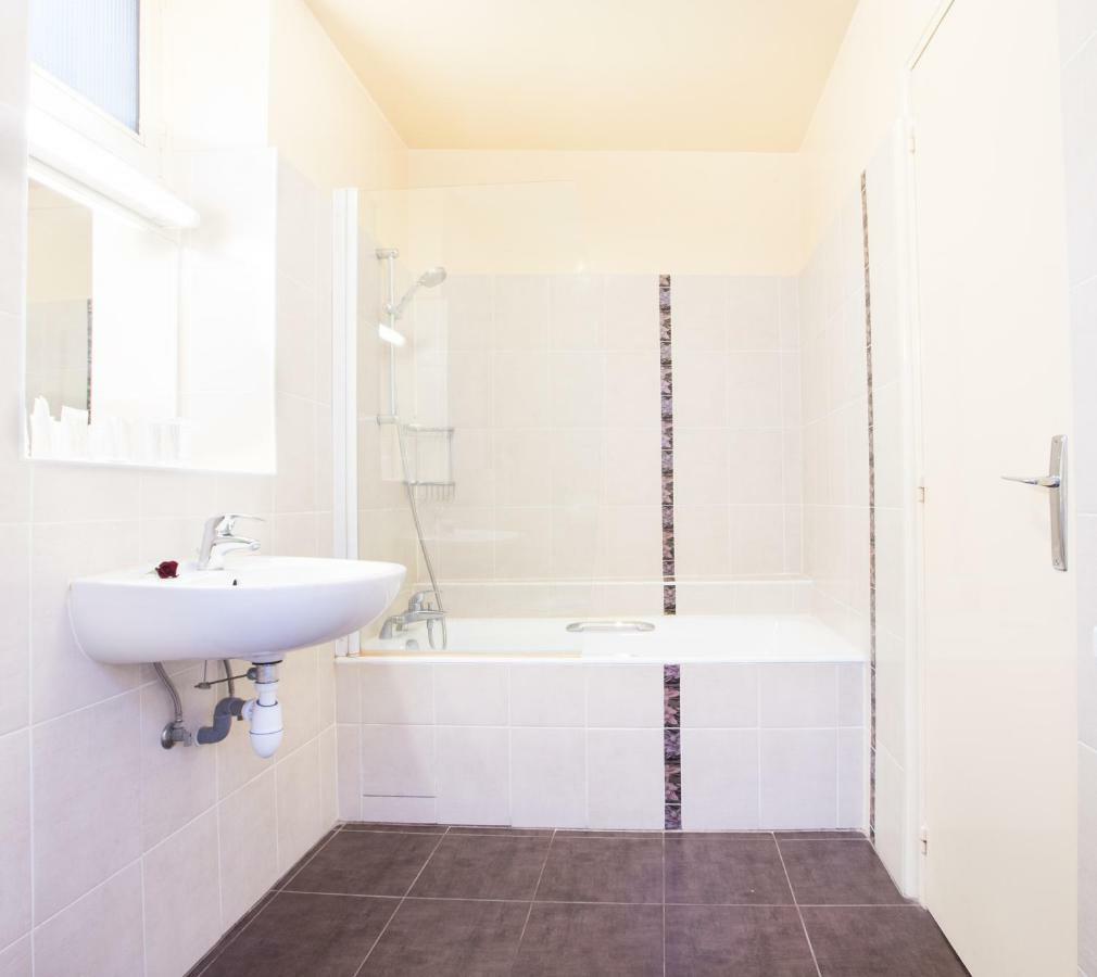 Chambre Double Supérieure avec Baignoire - Vue sur Jardin